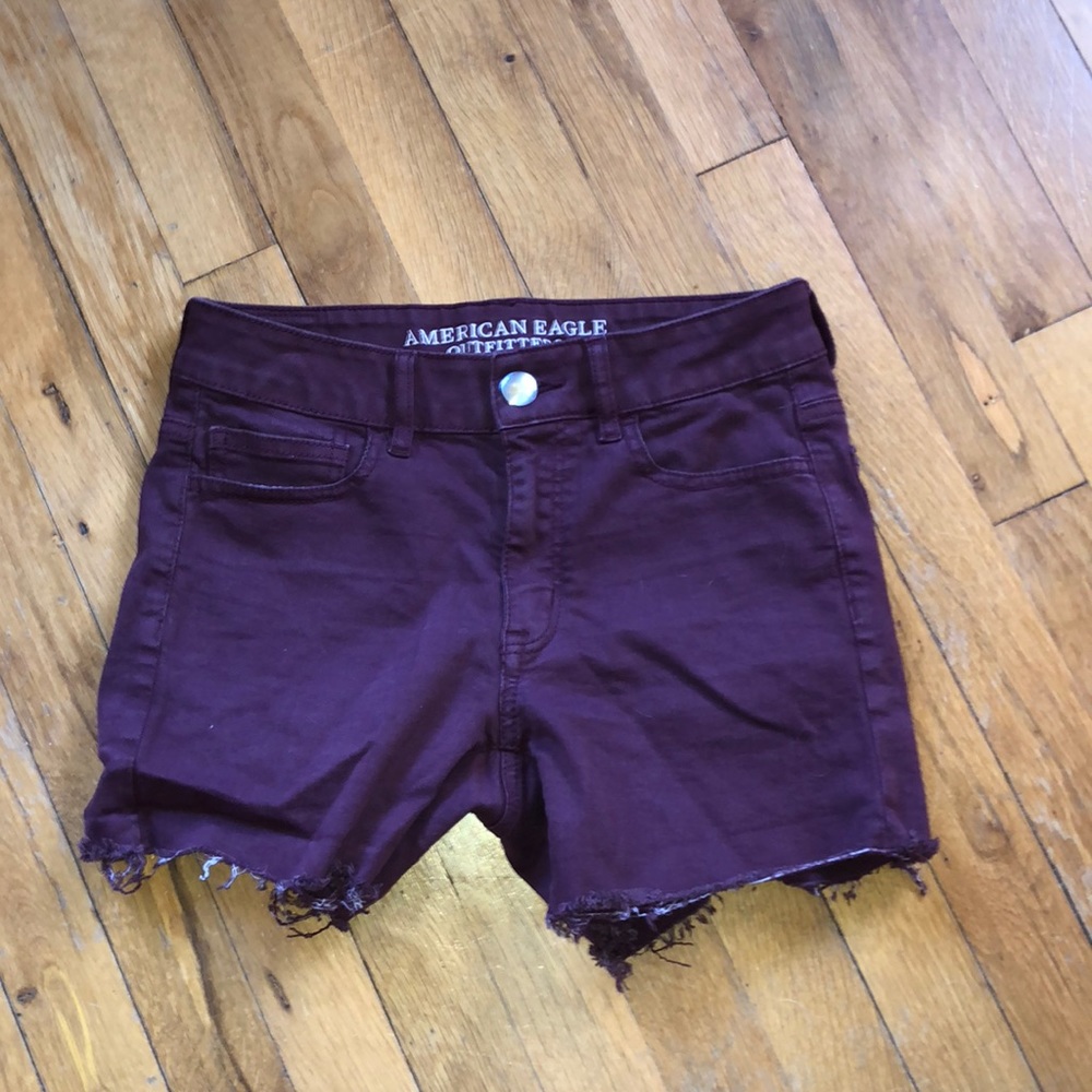 🌸 American Eagle Super Stretch Burgundy Shorts 🌸
